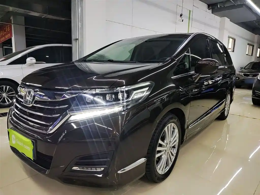 Купить Honda Elysion