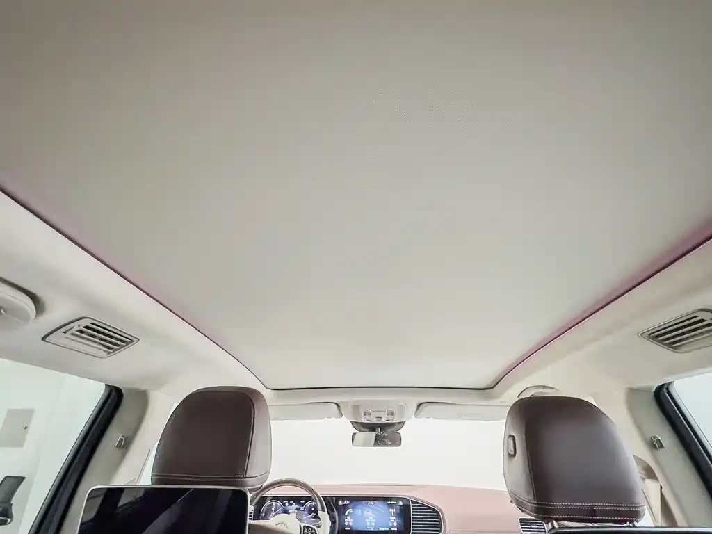 MERCEDES-BENZ MAYBACH GLS