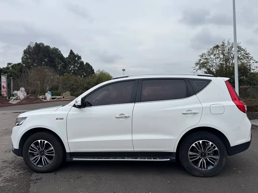 GEELY AUTOMOBILE VISION X6