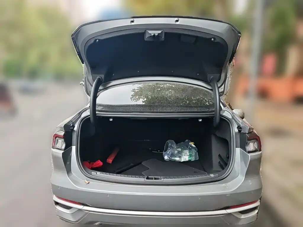 Ford Mondeo — миниатюра 20