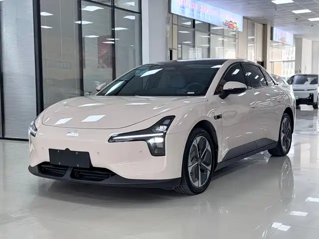 2024 Xpeng Mona M03