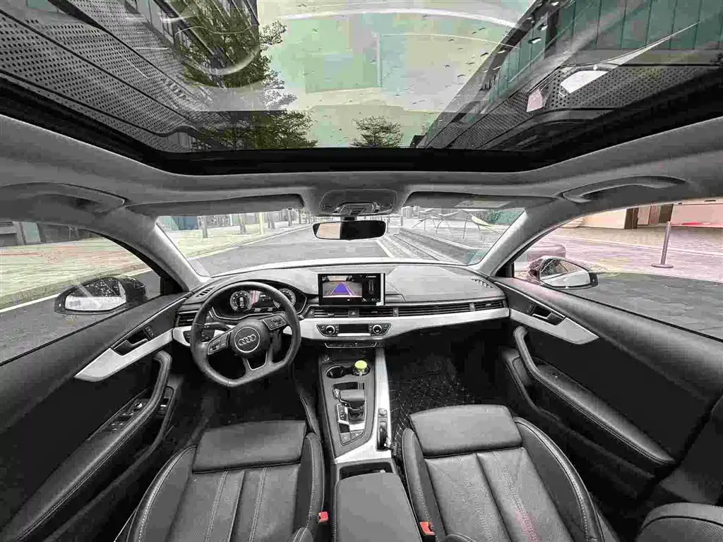 Audi A4L 2022 40 TFSI Luxury
