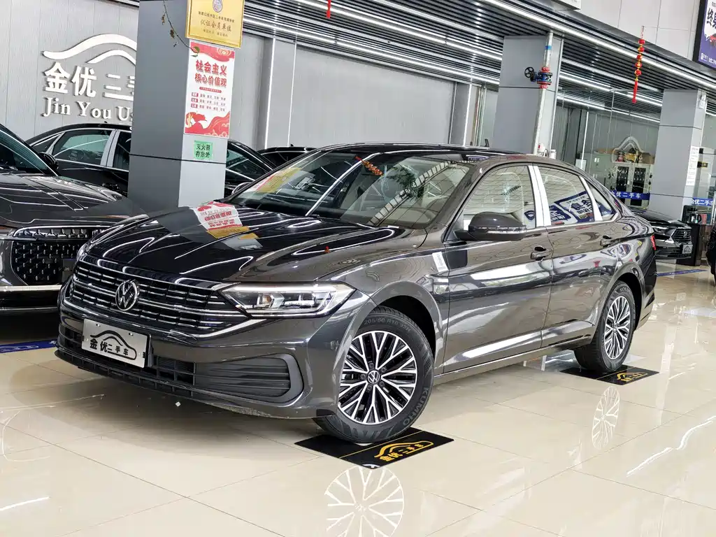 Купить Volkswagen Sagitar
