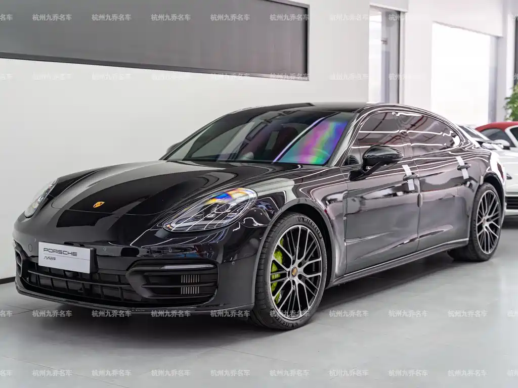 Porsche Panamera 2024