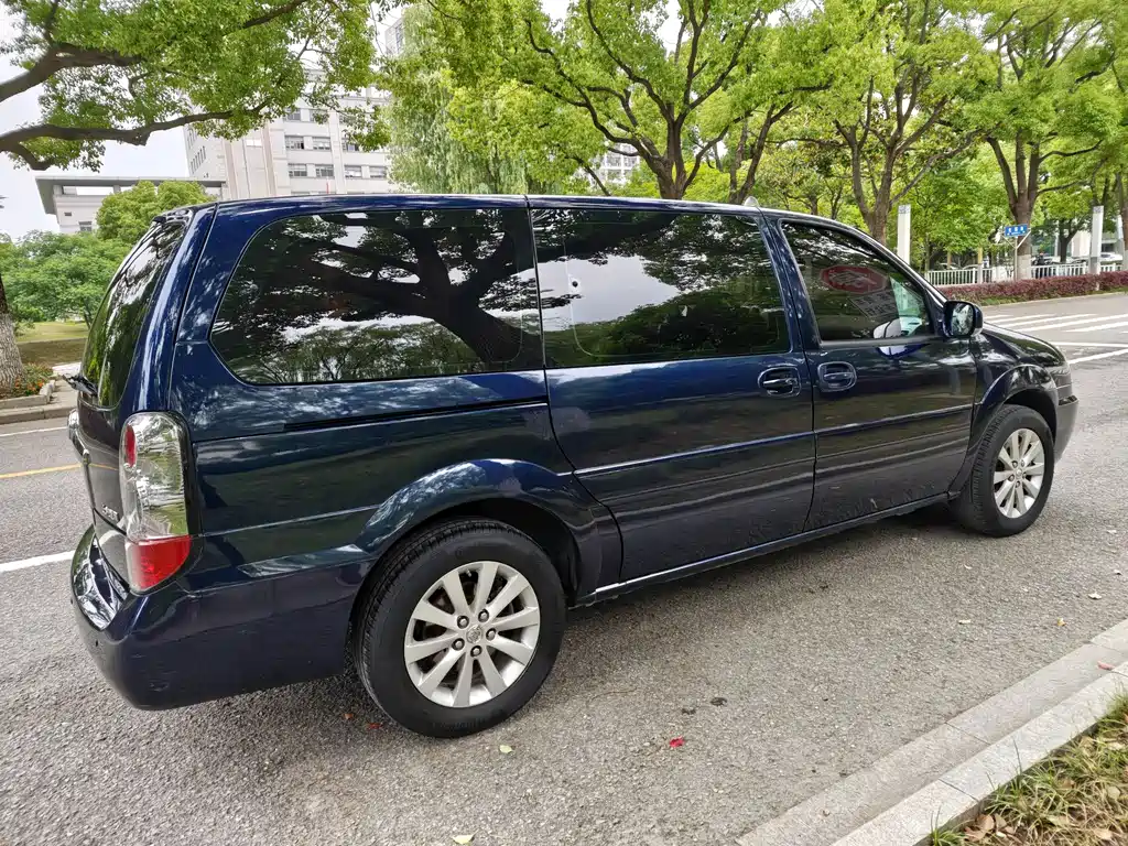 Buick GL8 2014 2.4L Comfort