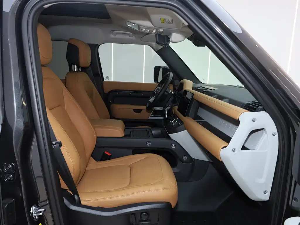 Land Rover Defender — миниатюра 27