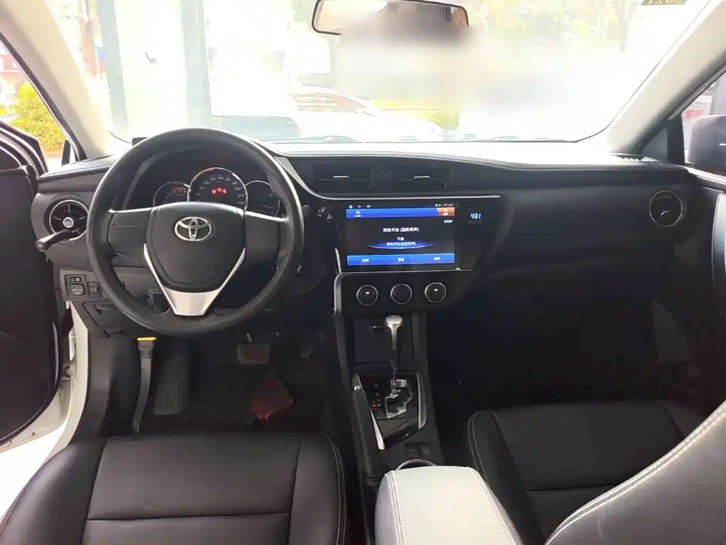 Toyota Corolla — миниатюра 10