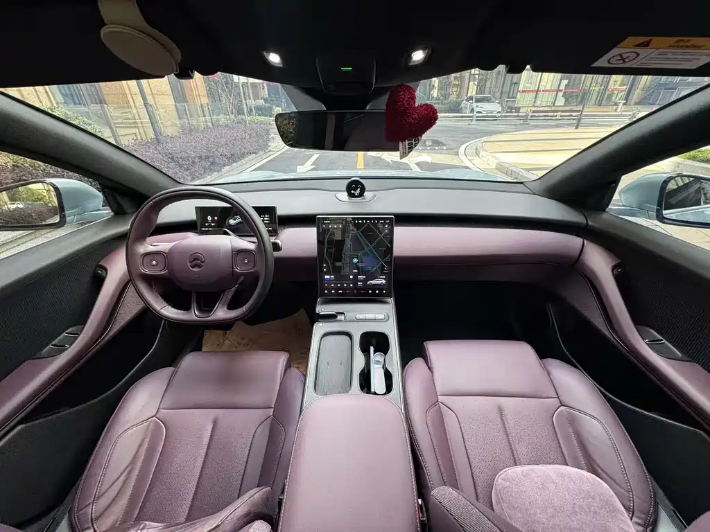 NIO ET5T — миниатюра 7