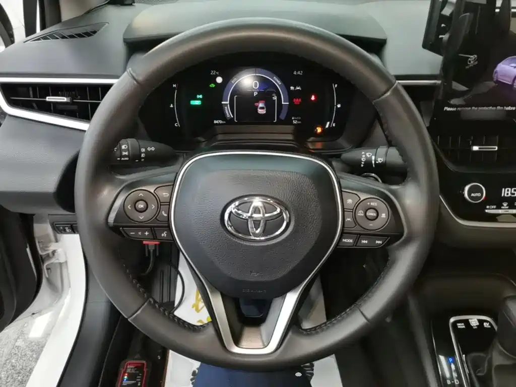 Toyota Corolla — миниатюра 11