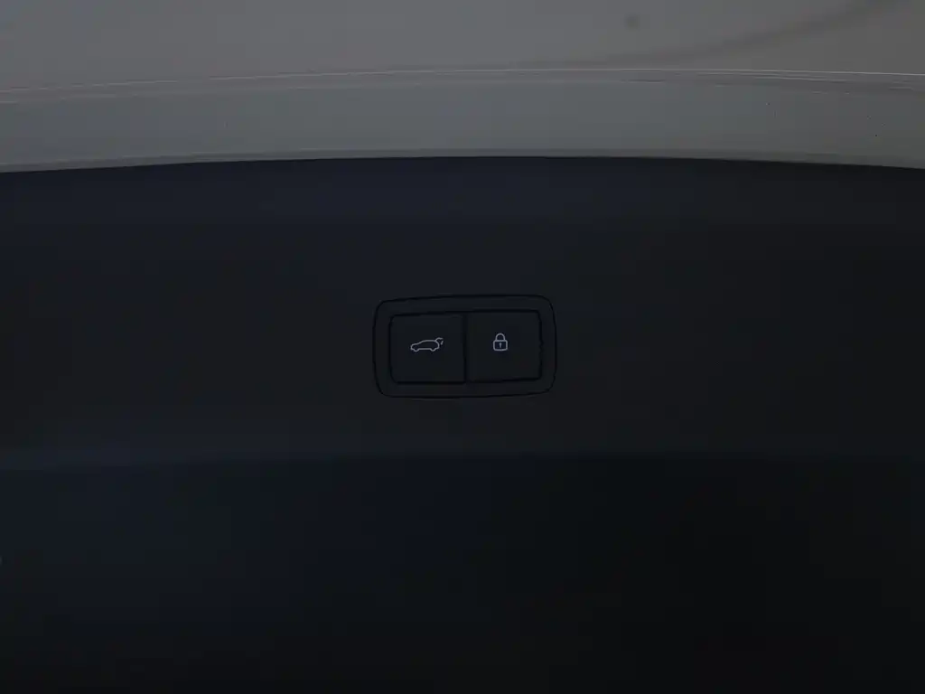 Li Auto Li i8 — миниатюра 14