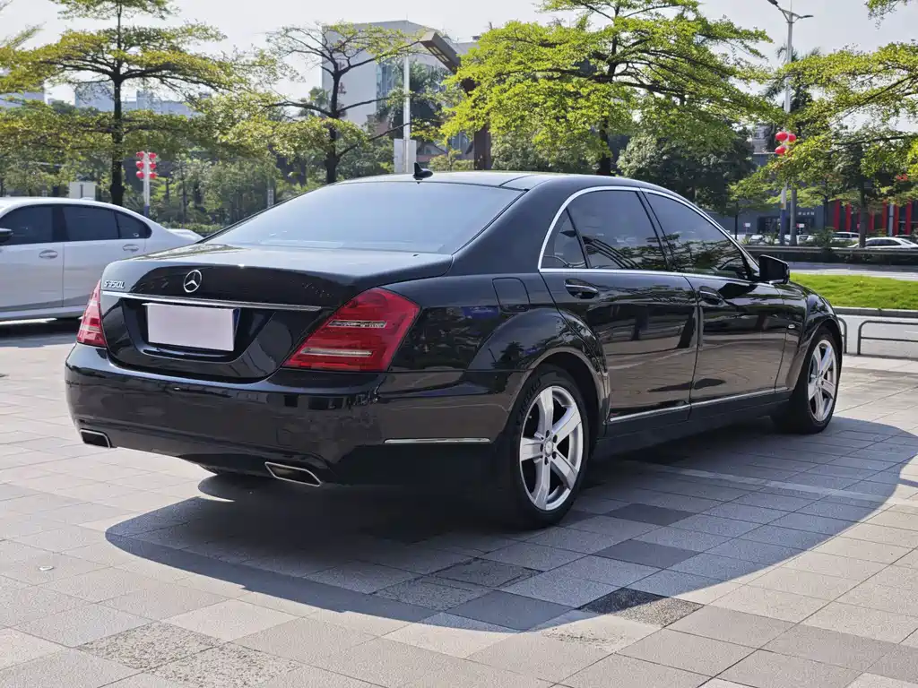Mercedes-Benz S-Class — миниатюра 4