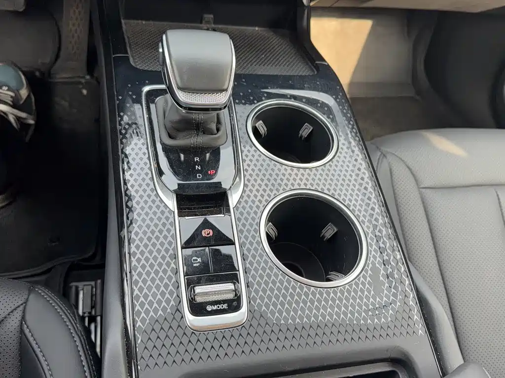 Hongqi HONGQI HS3 PHEV