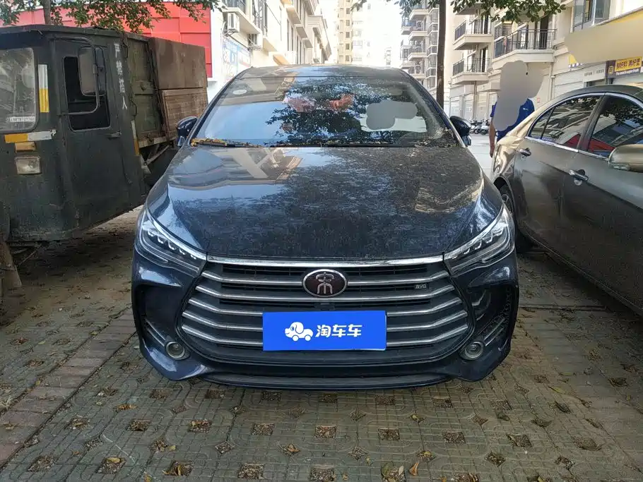 BYD MAX — миниатюра 2