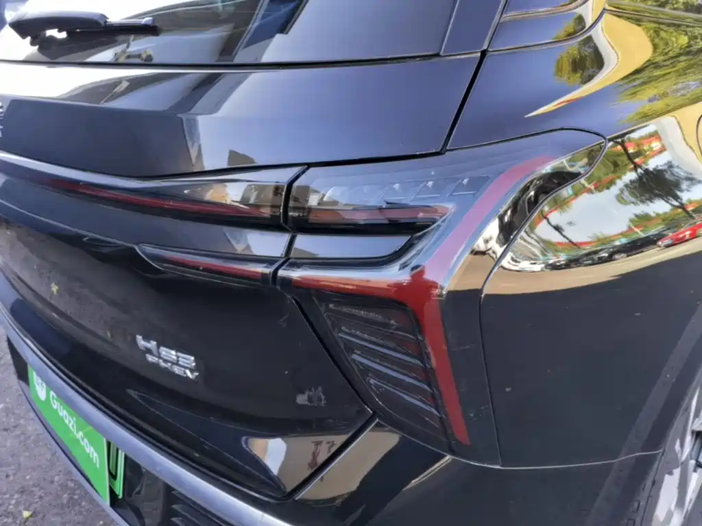 Hongqi Hongqi HS3 PHEV — миниатюра 8