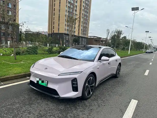 WEILAI NIO ET5 2025
