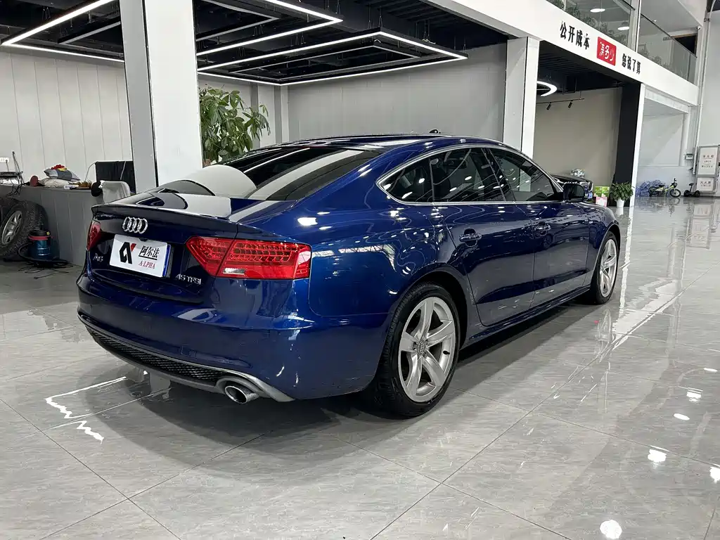 Audi A5 (Import) — миниатюра 4