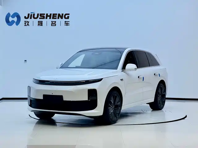 IDEAL CAR IDEAL L6 2025