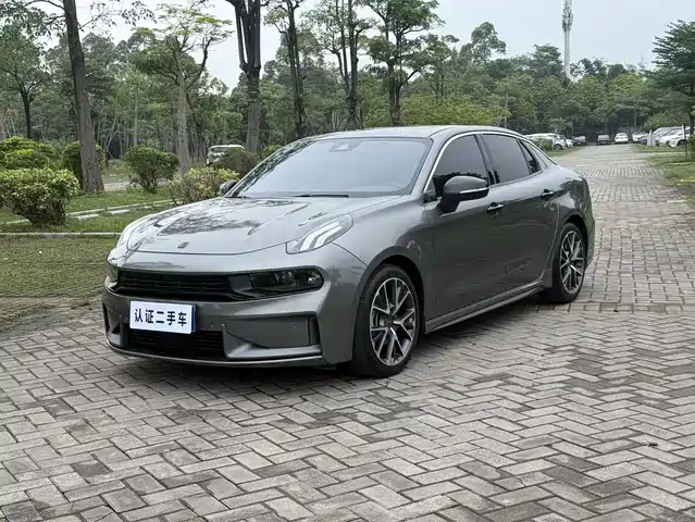 2022 Lynk & Co 03