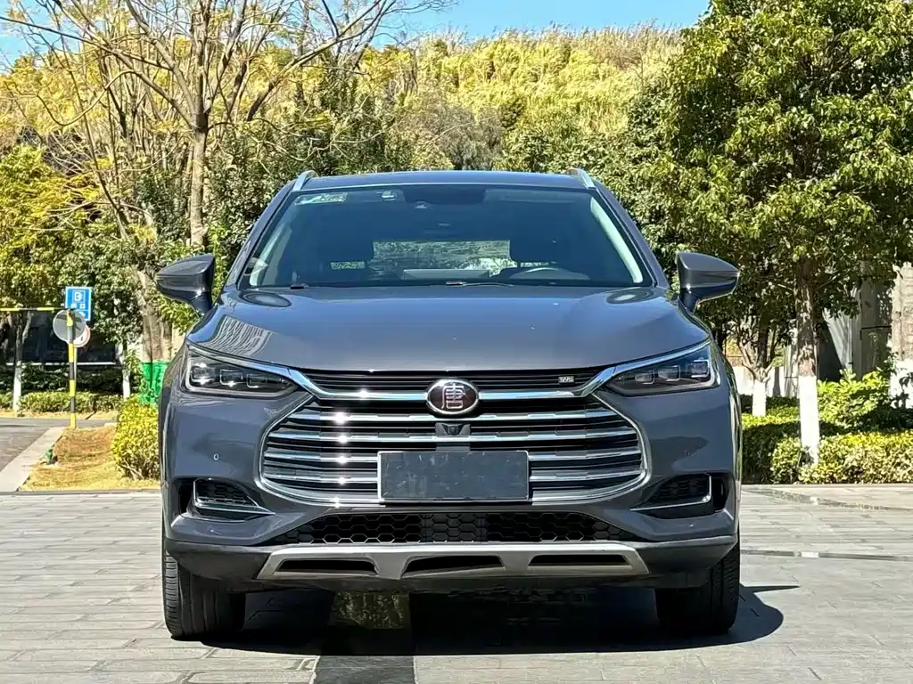 BYD TANG