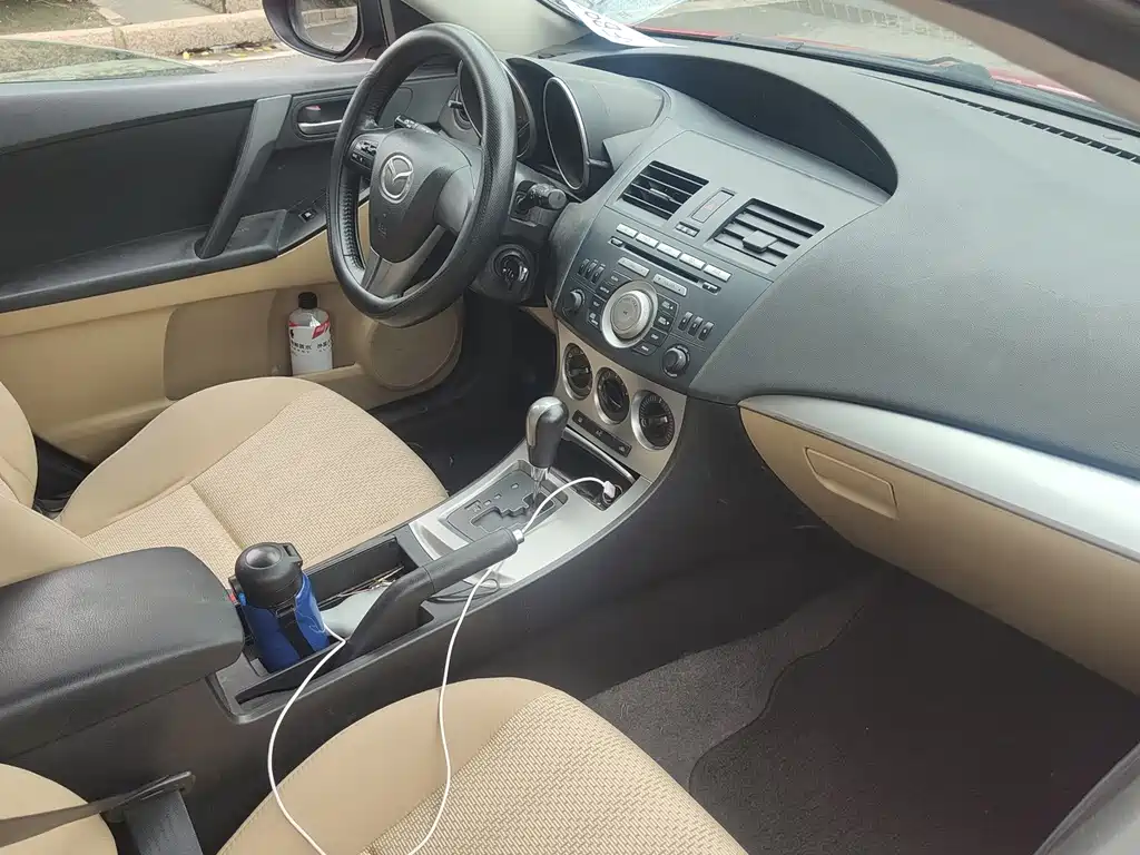 Mazda 3 (Import) — миниатюра 8