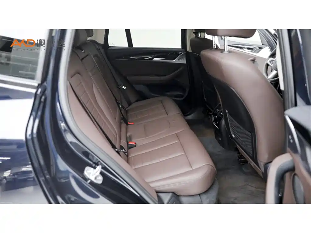 BMW X3 — миниатюра 8