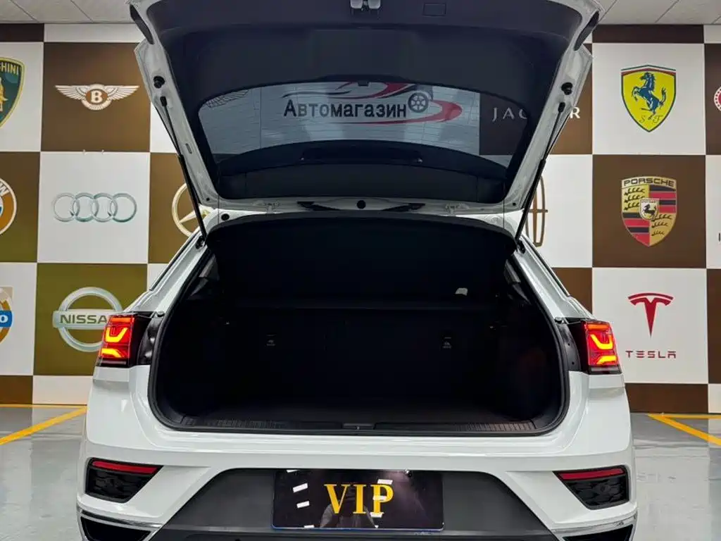 Volkswagen T-Roc — миниатюра 17