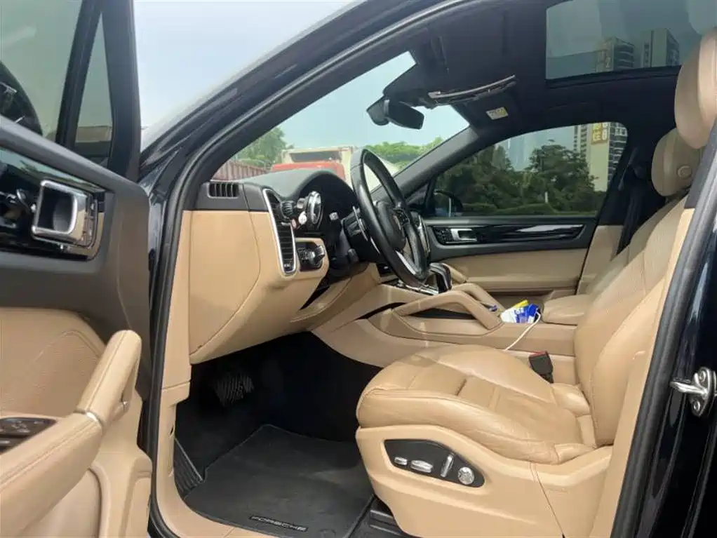 Porsche Cayenne 2018 Cayenne 3.0T