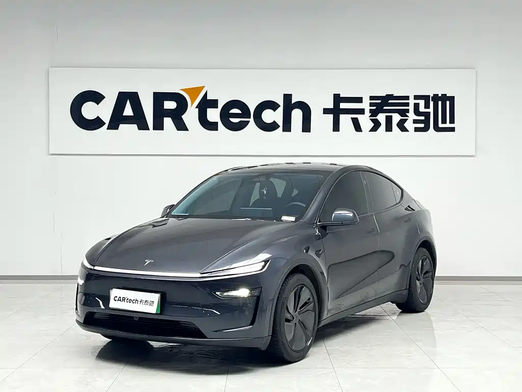 Tesla Model Y 2025