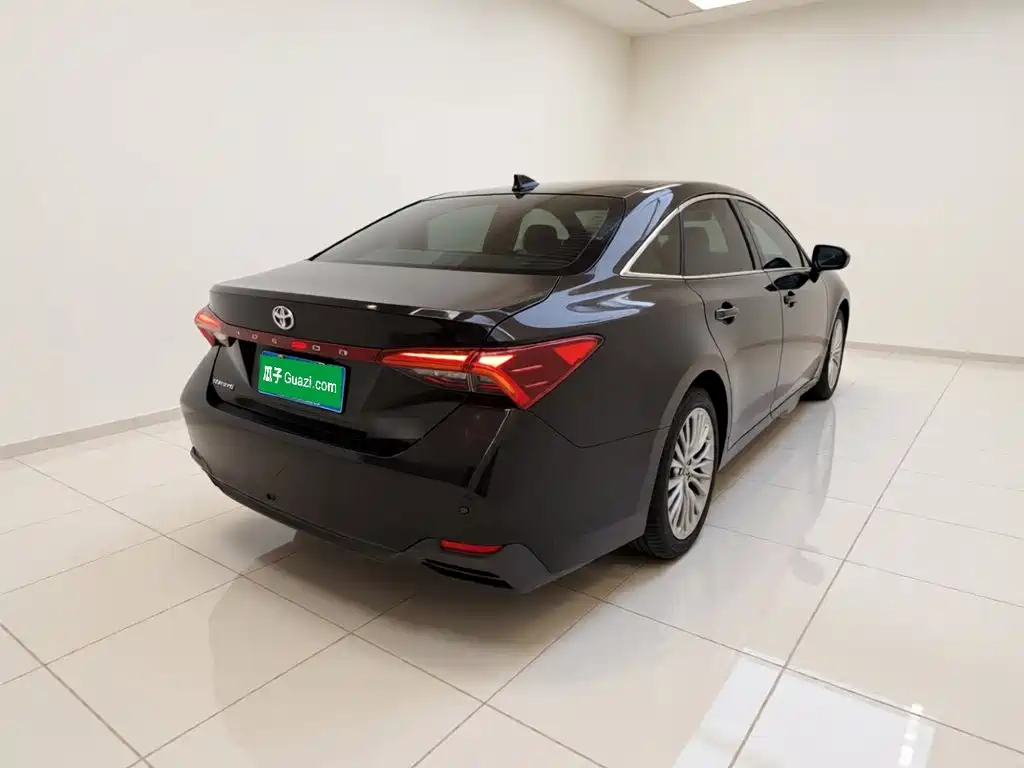 Toyota Avalon — миниатюра 6
