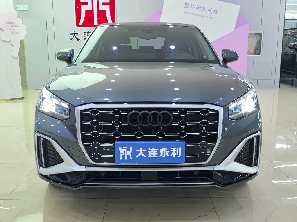 Audi Q2L — миниатюра 2