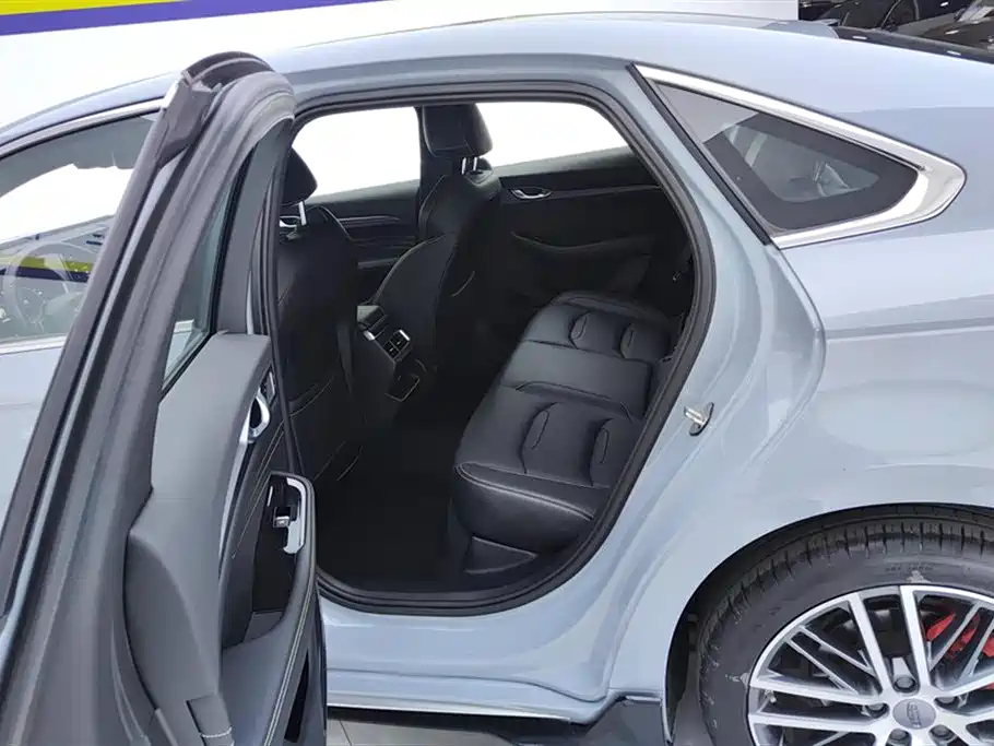 GEELY AUTOMOBILE XINGRUI