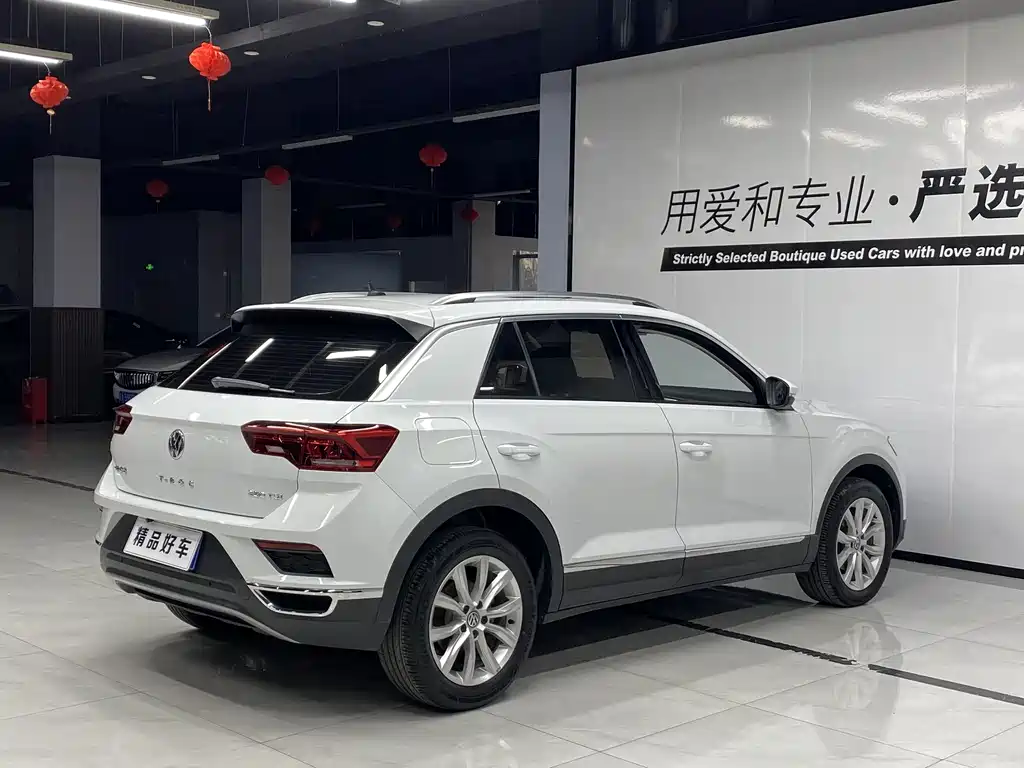 VOLKSWAGEN T ROC EXPLORING SONGS