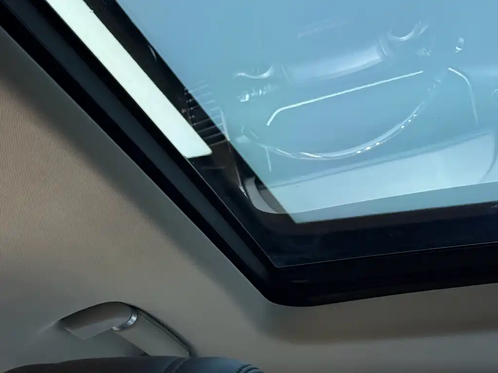 Land Rover Range Rover — миниатюра 19