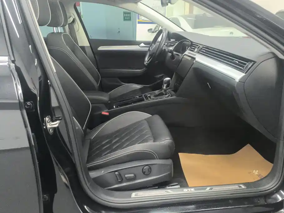 Volkswagen 迈腾 PHEV — миниатюра 8