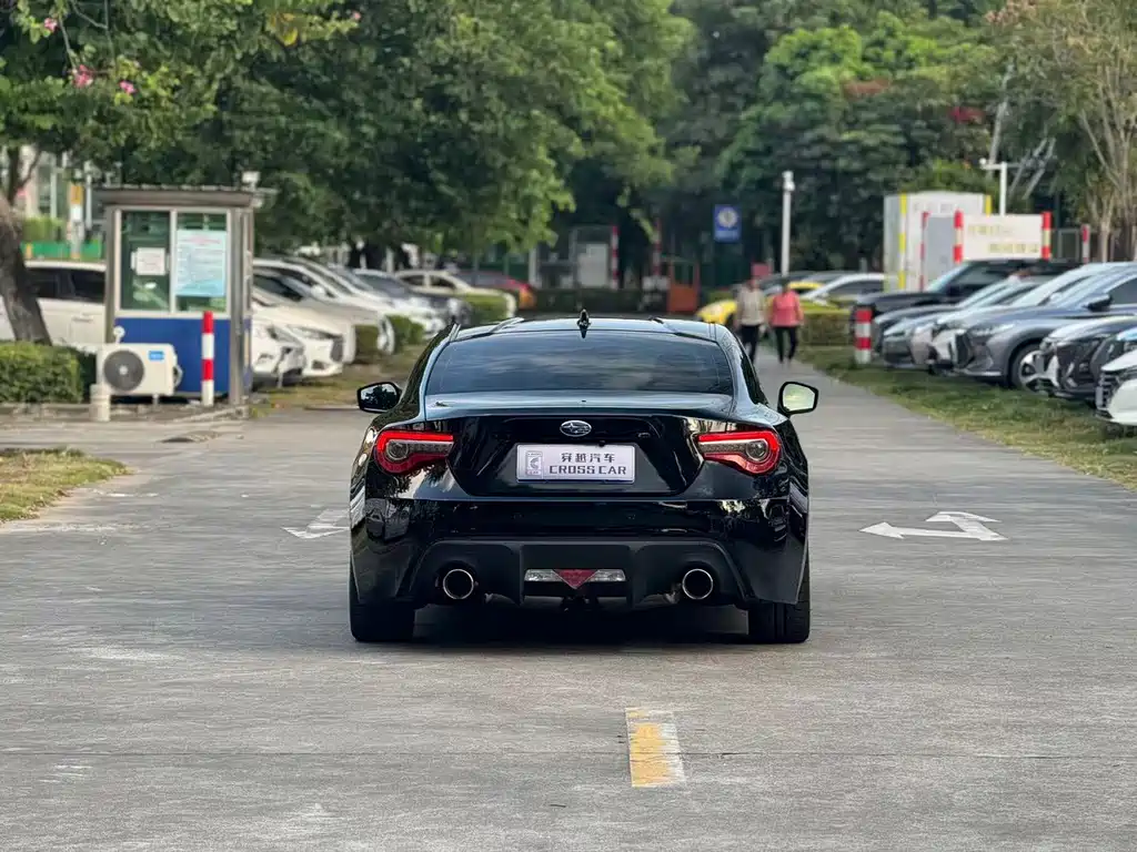 Subaru BRZ — миниатюра 5