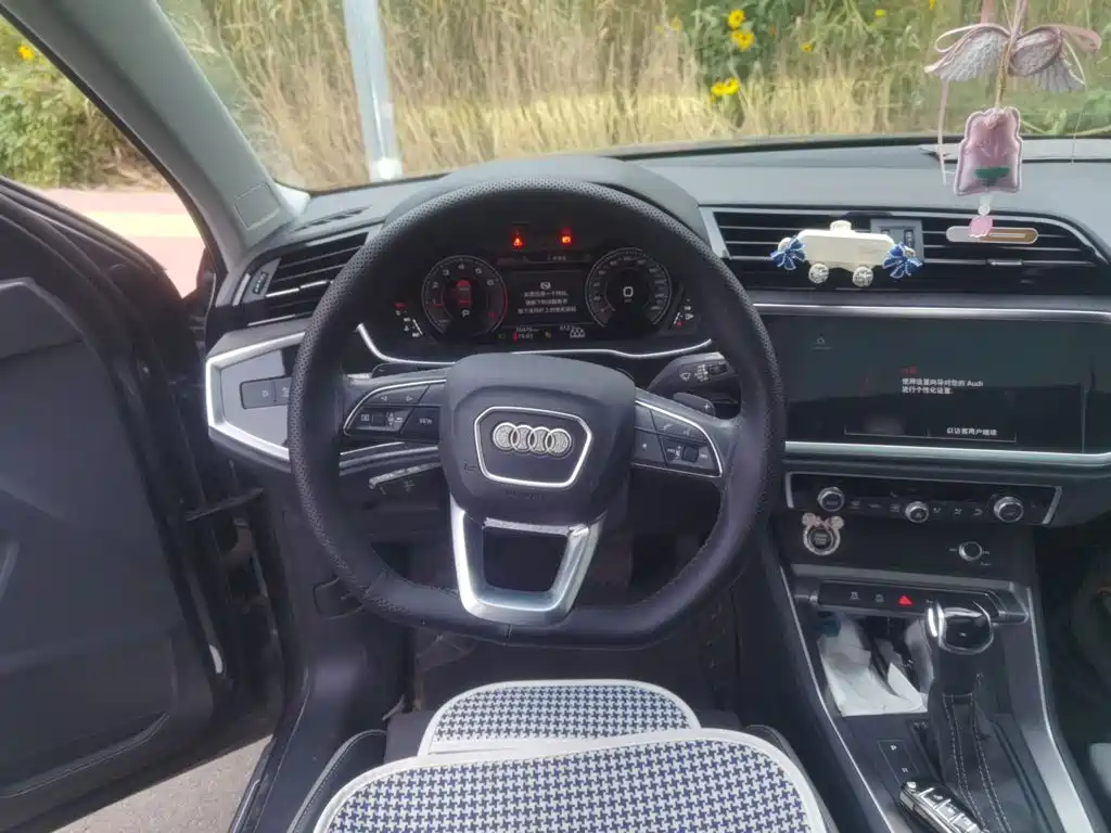 Audi Q3 — миниатюра 6