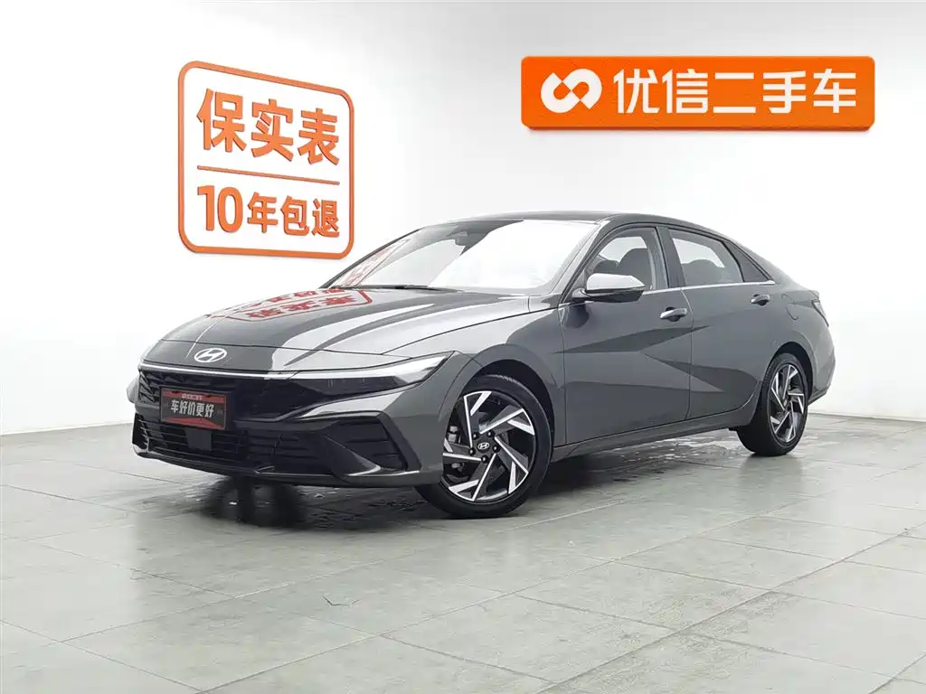 Hyundai Elantra 2024