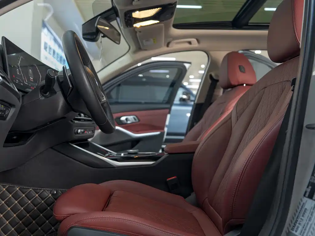 BMW 3 Series — миниатюра 12