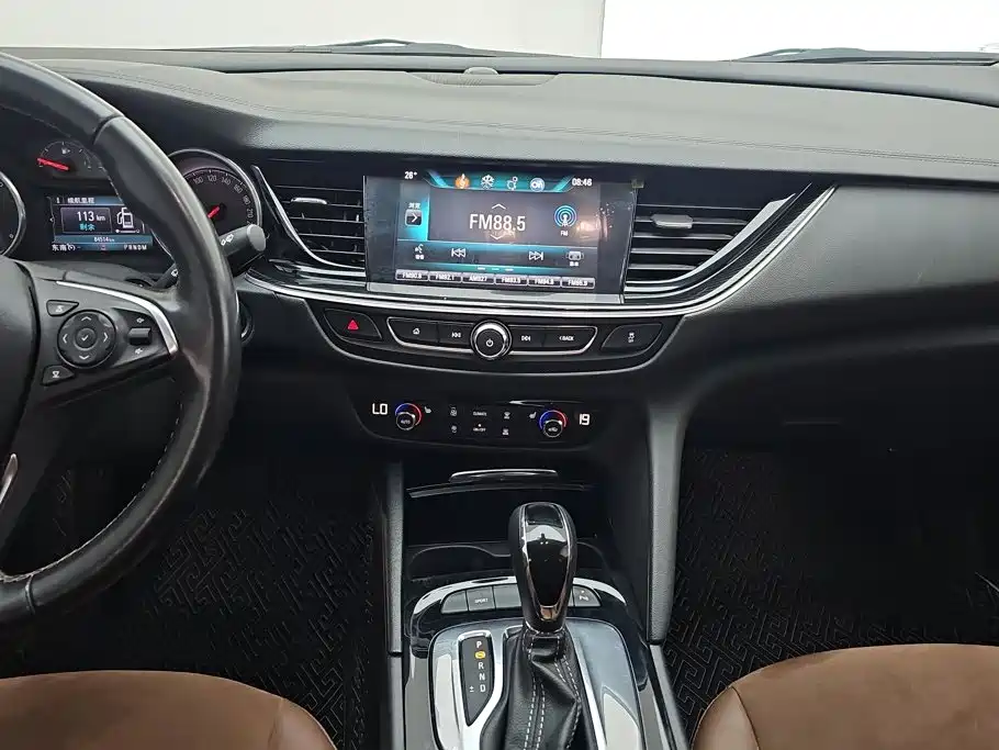 Buick Regal — миниатюра 13