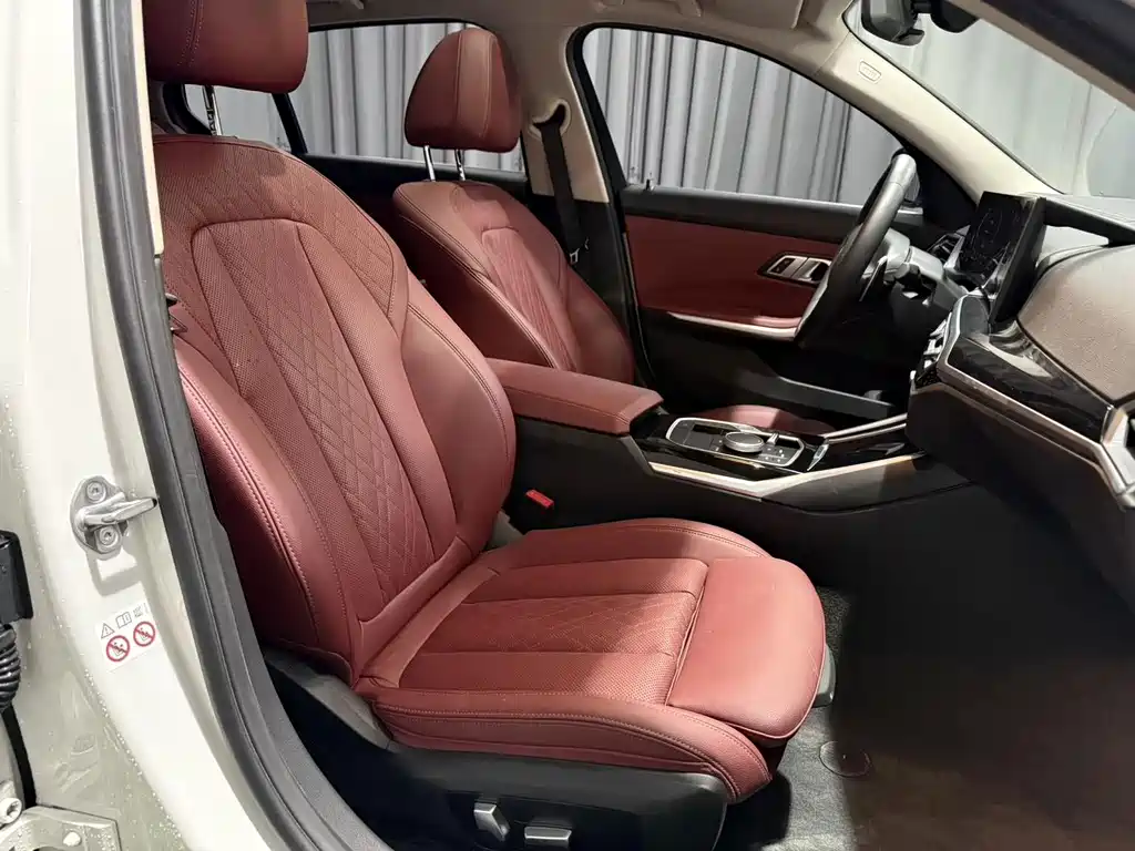 BMW 3 Series — миниатюра 8