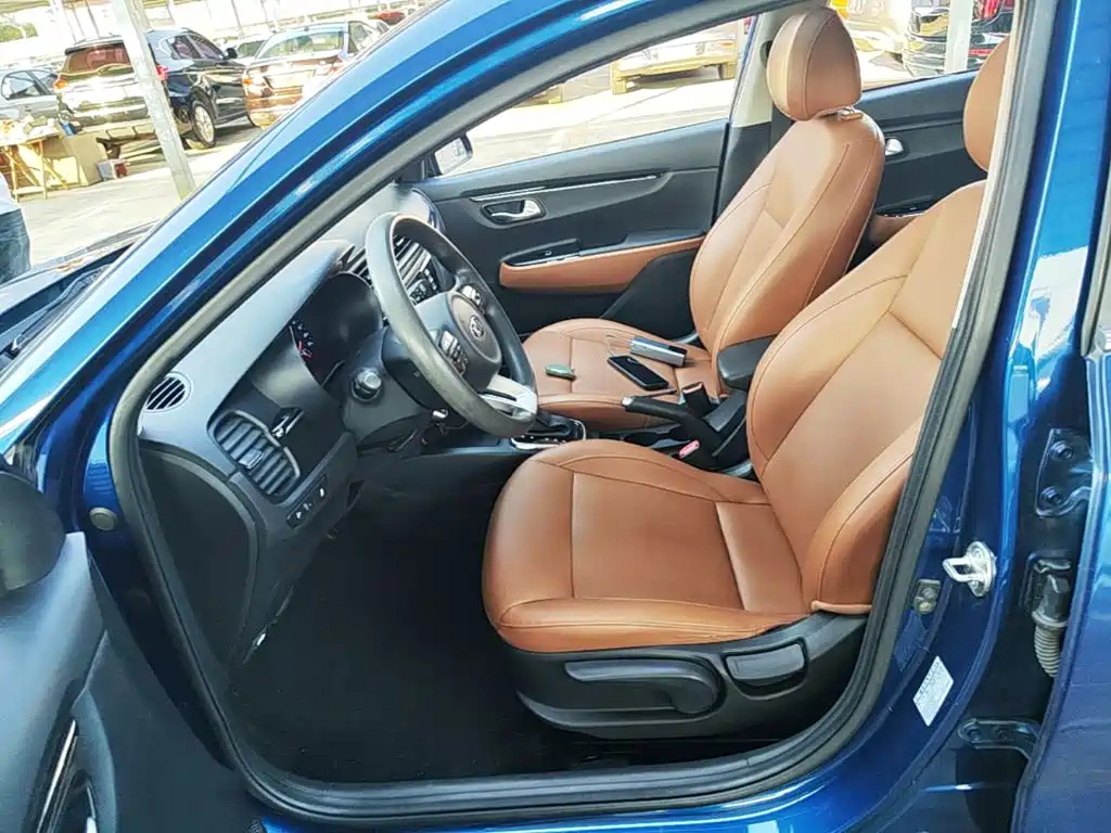 Kia KX Cross — миниатюра 15
