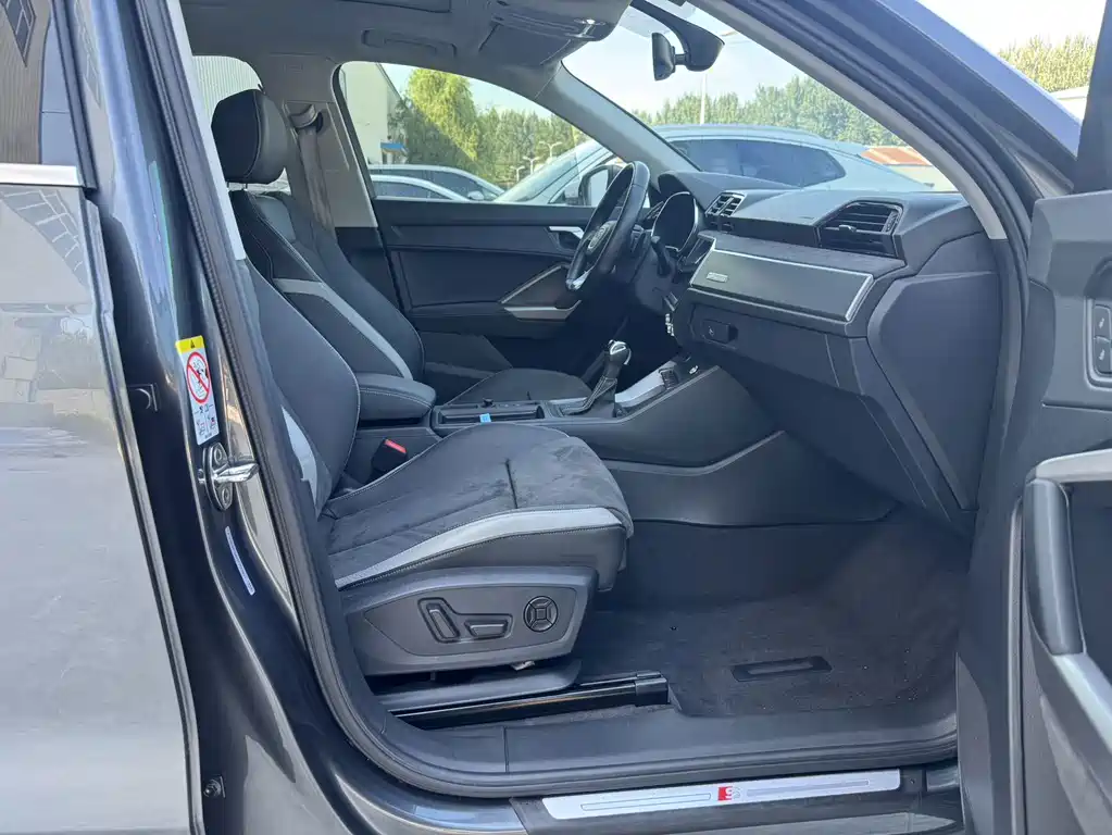 Audi Q3 — миниатюра 14