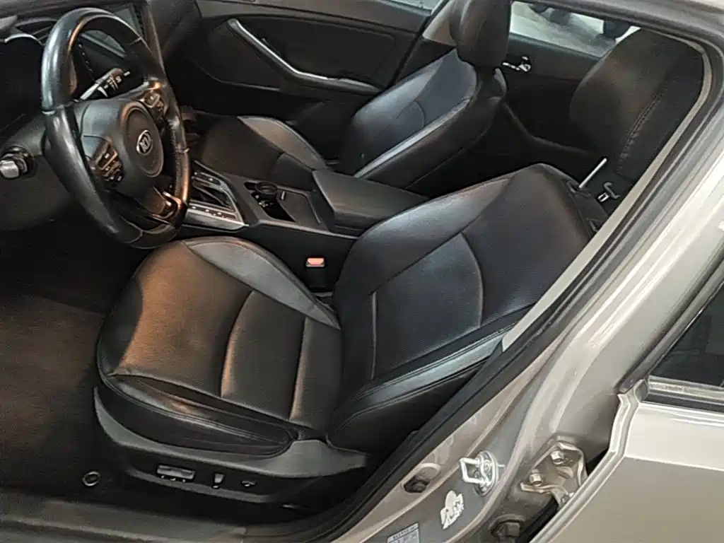 Kia K5 — миниатюра 15