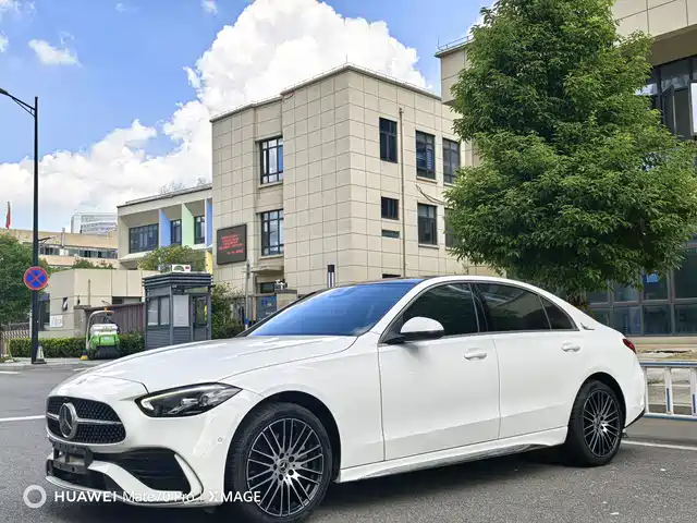 MERCEDES BENZ C CLASS