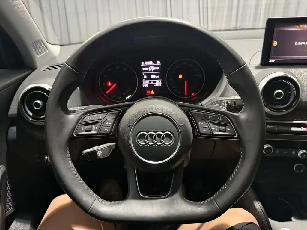 Audi Q2L — миниатюра 7