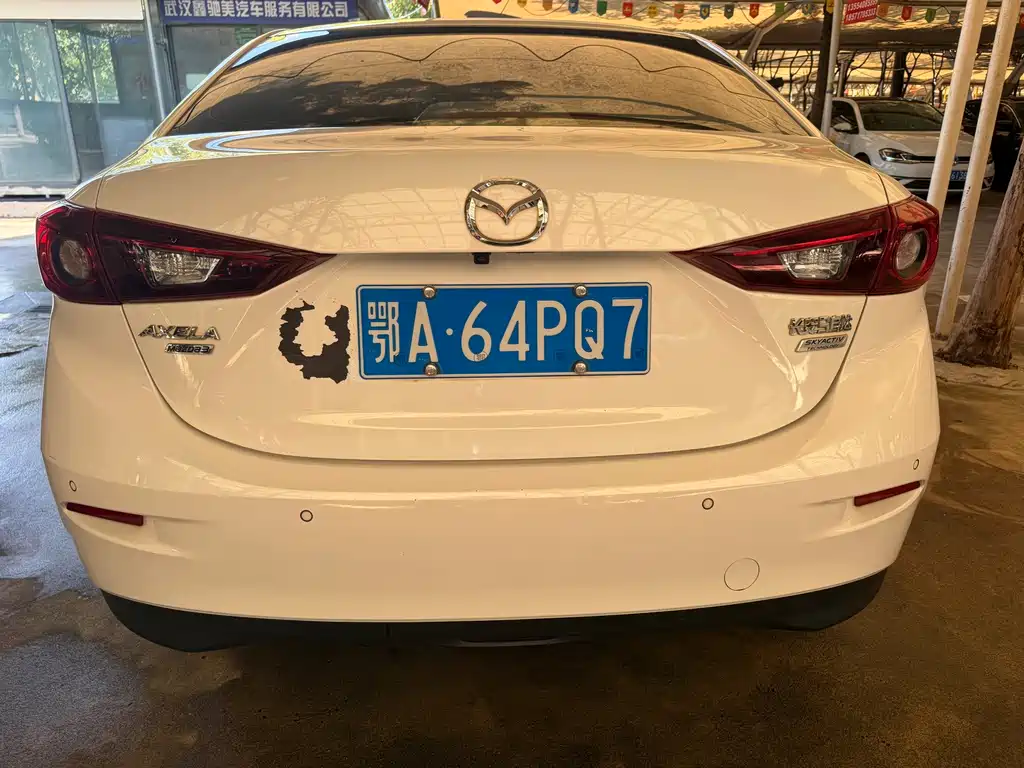 Mazda 3 Axela — миниатюра 10