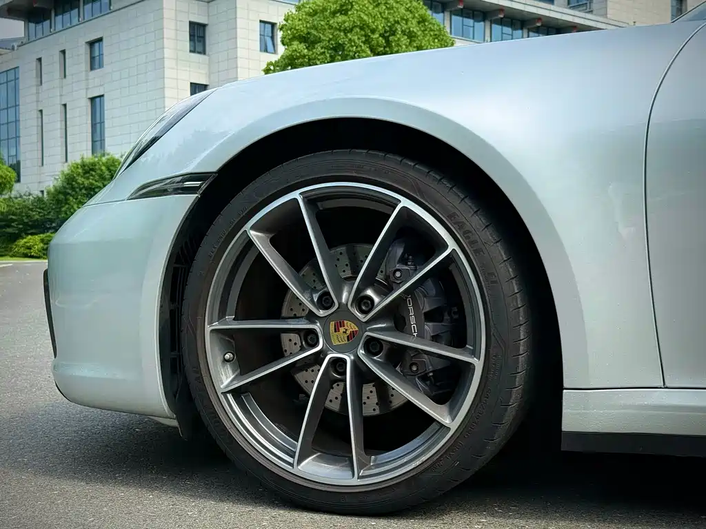 Porsche 911 2020 Carrera 3.0T
