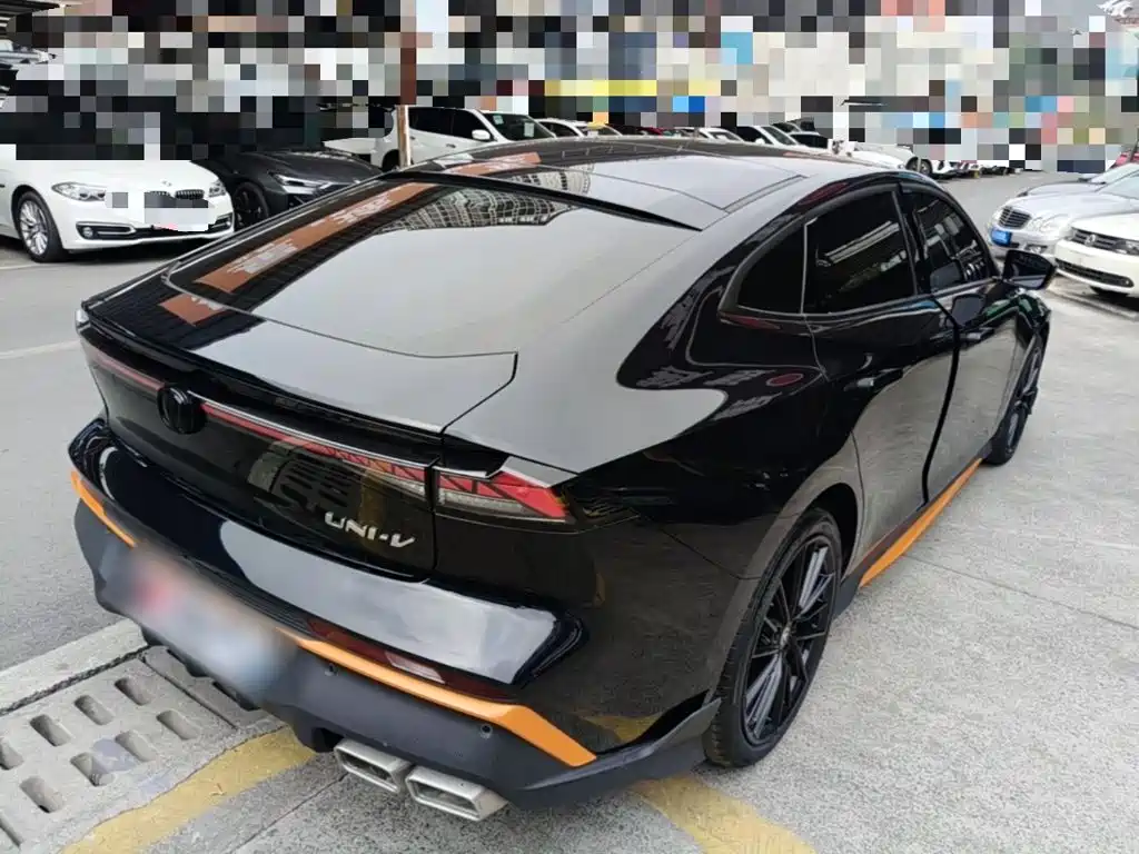 Changan UNI-V — миниатюра 7