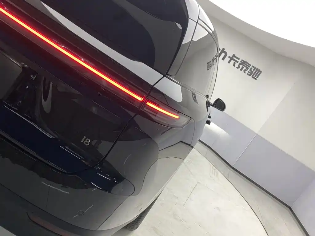 Li Auto Li i8 — миниатюра 10
