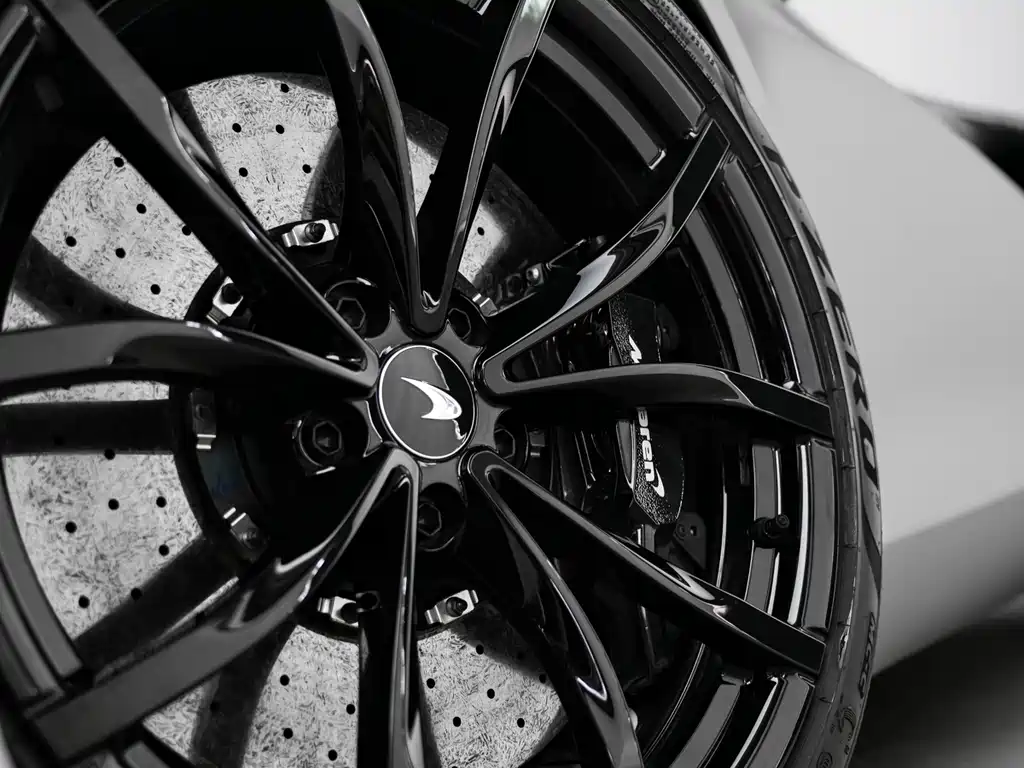 McLaren Artura 2023 3.0T Hybrid